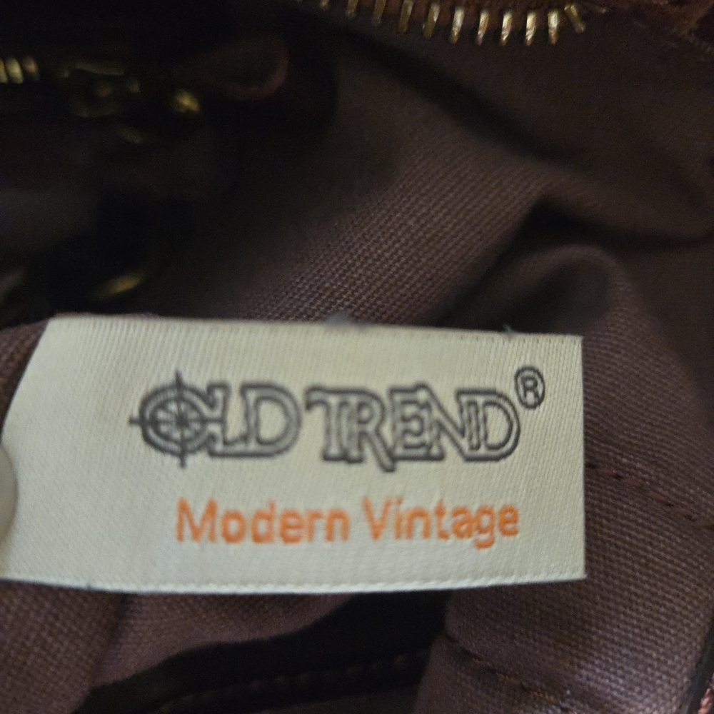Old Trend Brown Leather Prism Tote With Missing Stud Rivet GUC - Picture 15 of 16